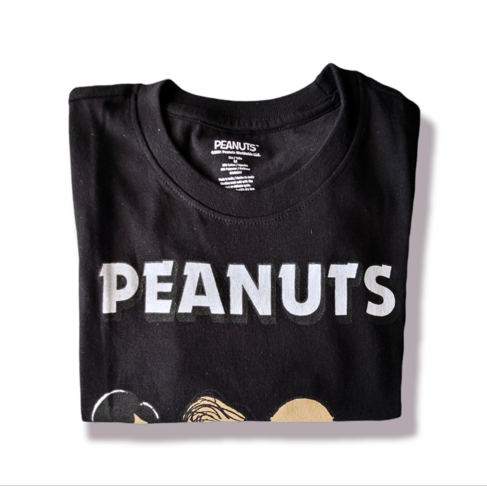 Peanuts Boxy Crop Top Beatles Abbey Road Snoopy Tee, L - Picture 2 of 5
